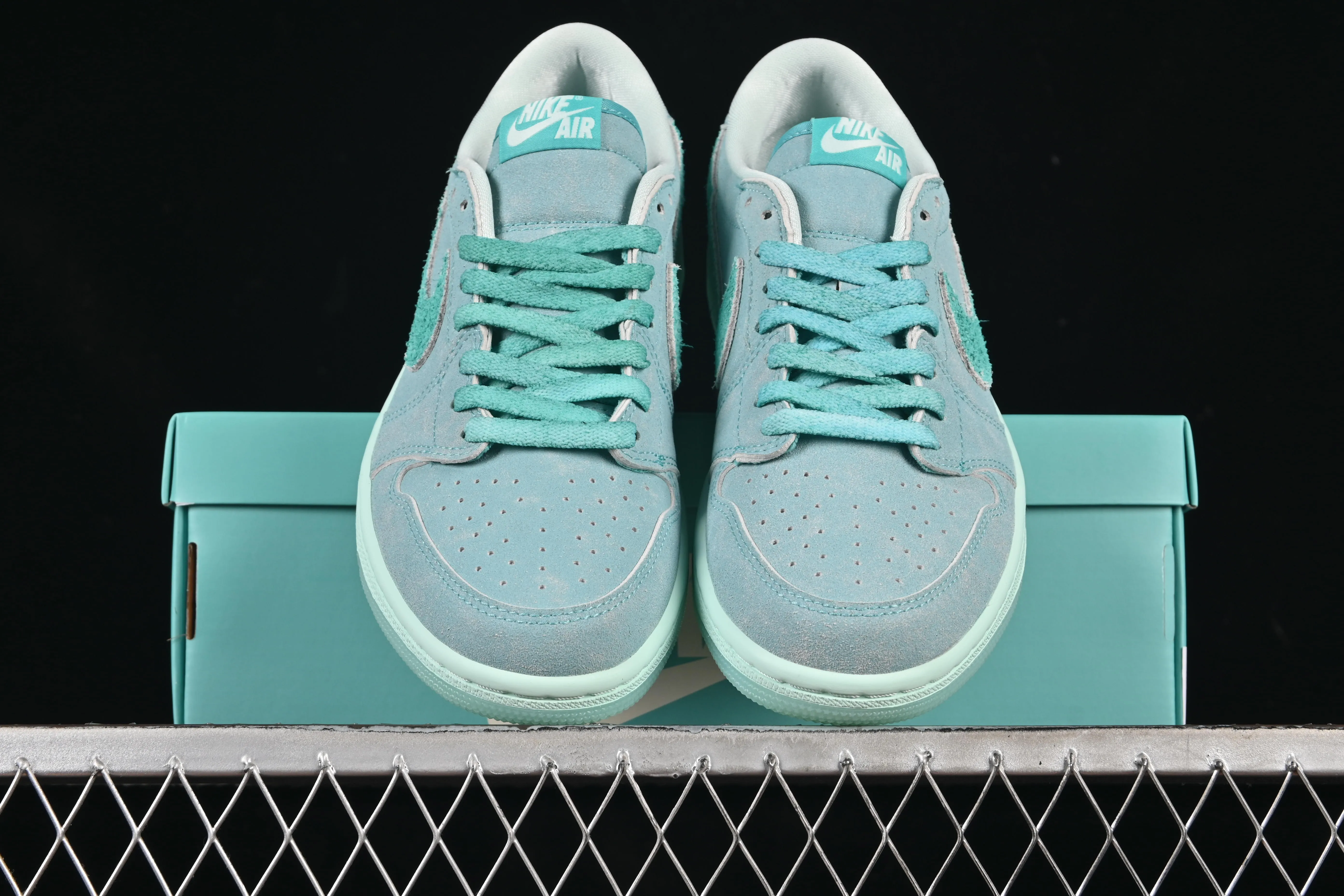 All categories Air Jordan Jordan series basketball shoes Air Jordan 1 Low Air Jordan 1 Low "Washed Teal" AJ1 Joe 1 washed celadon low-top cultural casual sneakers HQ8111-300